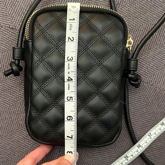 NWOT Black Quilted Crossbody Bag - Picture 4 of 5